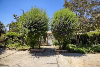 10852 Longford Street, Sylmar, CA 91342 - Photo 6