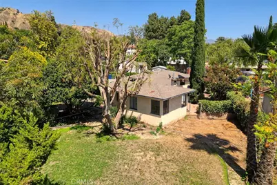 10852 Longford Street, Sylmar, CA 91342 - Photo 46