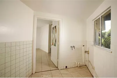 10852 Longford Street, Sylmar, CA 91342 - Photo 34