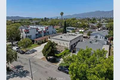 337 W Acacia Avenue, Glendale, CA 91204 - Photo 2