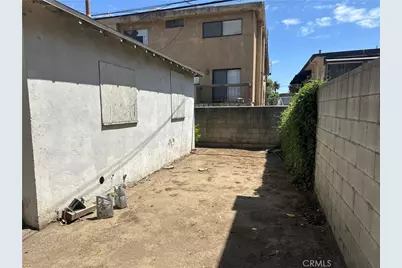 14736 Gilmore, Van Nuys, CA 91411 - Photo 22