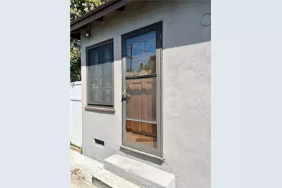10550 Oxnard Street, North Hollywood, CA 91606 - Photo 2