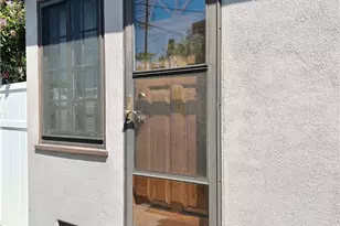 10550 Oxnard St, North Hollywood, CA 91606 - Photo 2