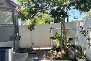 10550 Oxnard St, North Hollywood, CA 91606 - Photo 14