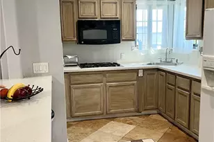 10550 Oxnard St, North Hollywood, CA 91606 - Photo 8