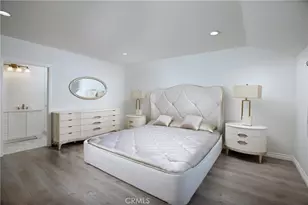 9560 Via Bernardo, Burbank, CA 91504 - Photo 8
