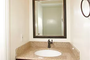 9560 Via Bernardo, Burbank, CA 91504 - Photo 16