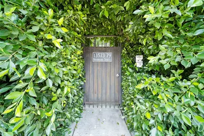 13573 Moorpark Street, Sherman Oaks, CA 91423 - Photo 4
