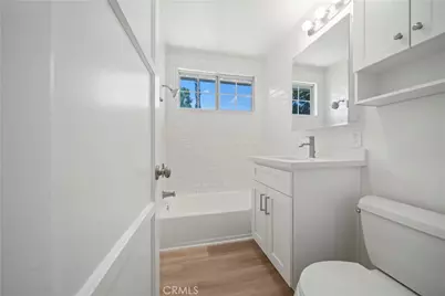 13573 Moorpark Street, Sherman Oaks, CA 91423 - Photo 38