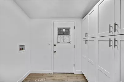 14857 Tuba, Los Angeles, CA 91345 - Photo 6