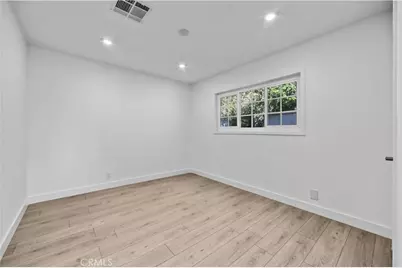 14857 Tuba, Los Angeles, CA 91345 - Photo 12