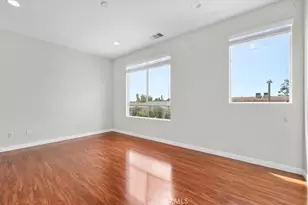 13225 Victory Blvd, Van Nuys, CA 91401 - Photo 18