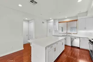 13225 Victory Blvd, Van Nuys, CA 91401 - Photo 8