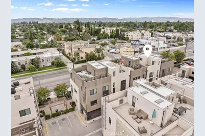 13225 Victory Blvd, Van Nuys, CA 91401 - Photo 40
