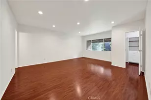 9745 Via Roma, Burbank, CA 91504 - Photo 14