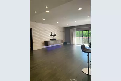 12540 Burbank Boulevard #103, Valley Village, CA 91607 - Photo 4
