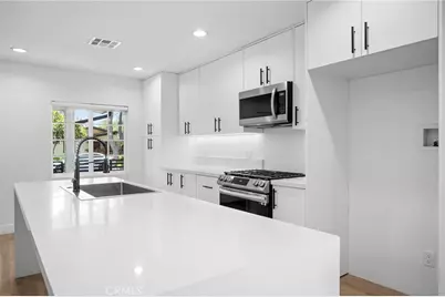 1010 Mariposa St, Glendale, CA 91205 - Photo 8