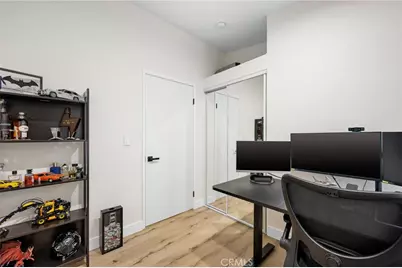11300 Foothill Boulevard #63, Lake View Terrace, CA 91342 - Photo 20