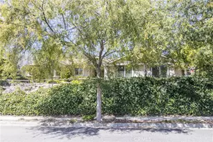 2115 Normanton Dr, La Canada Flintridge, CA 91011 - Photo 2