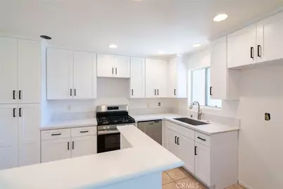 21200 Trumpet Dr #103 #103, Newhall, CA 91321 - Photo 4