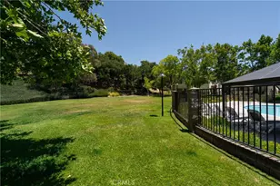21200 Trumpet Dr, Newhall, CA 91321 - Photo 22