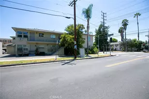 15455 Vanowen, Van Nuys, CA 91406 - Photo 26