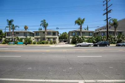 15455 Vanowen, Van Nuys, CA 91406 - Photo 4