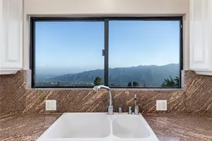 5660 Pine Cone Rd, La Crescenta, CA 91214 - Photo 14