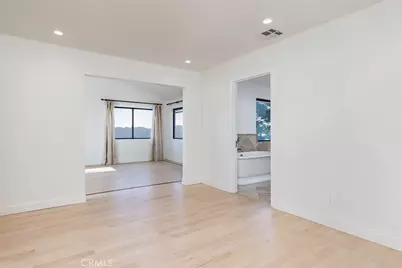 5660 Pine Cone Road, La Crescenta, CA 91214 - Photo 18