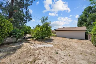 17439 Donmetz, Granada Hills, CA 91344 - Photo 48