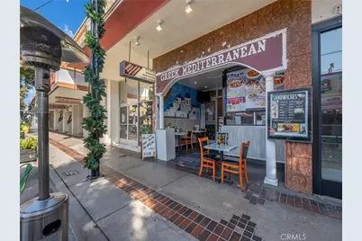 138 N San Fernando Boulevard, Burbank, CA 91502 - Photo 1