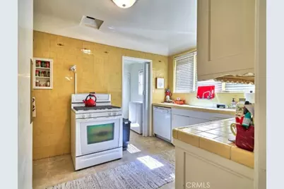 150 N La Peer, Beverly Hills, CA 90211 - Photo 10