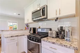 13052 Ottoman St, Arleta, CA 91331 - Photo 12