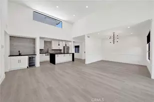 14844 Dickens, Sherman Oaks, CA 91403 - Photo 2