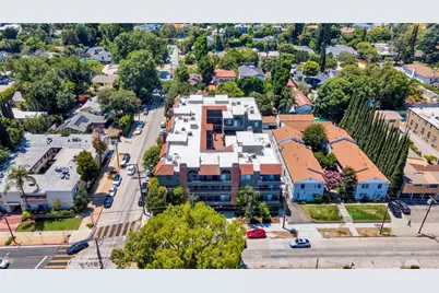 14844 Dickens #301, Sherman Oaks, CA 91403 - Photo 32