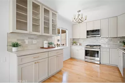 7800 Via Genova, Burbank, CA 91504 - Photo 8