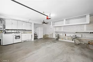 7800 Via Genova, Burbank, CA 91504 - Photo 26