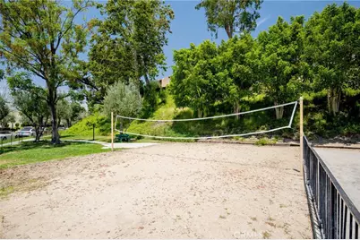 7800 Via Genova, Burbank, CA 91504 - Photo 38