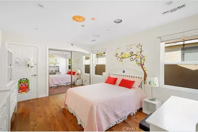 2040 W Kenneth Road, Glendale, CA 91201 - Photo 26