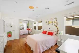 2040 W Kenneth Rd, Glendale, CA 91201 - Photo 26