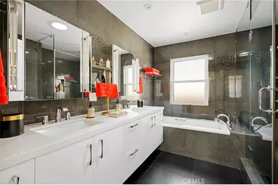 2040 W Kenneth Road, Glendale, CA 91201 - Photo 24