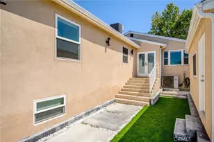 2040 W Kenneth Rd, Glendale, CA 91201 - Photo 44