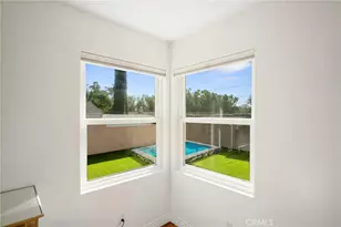2040 W Kenneth Rd, Glendale, CA 91201 - Photo 24