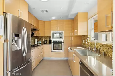 2040 W Kenneth Road, Glendale, CA 91201 - Photo 18