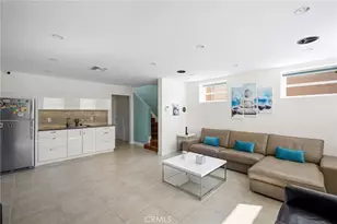 2040 W Kenneth Rd, Glendale, CA 91201 - Photo 36