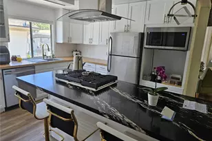 2457 Arapaho Ave, Thousand Oaks, CA 91362 - Photo 12