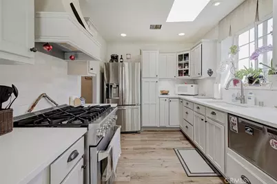 11316 Sunshine Ter, Studio City, CA 91604 - Photo 14