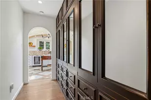1102 Olmsted Dr, Glendale, CA 91202 - Photo 16
