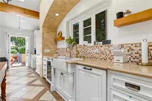1102 Olmsted Dr, Glendale, CA 91202 - Photo 32