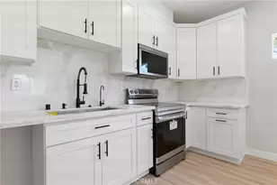 1102 Olmsted Dr, Glendale, CA 91202 - Photo 52